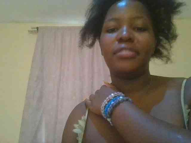 CuteTinkerbella webcam