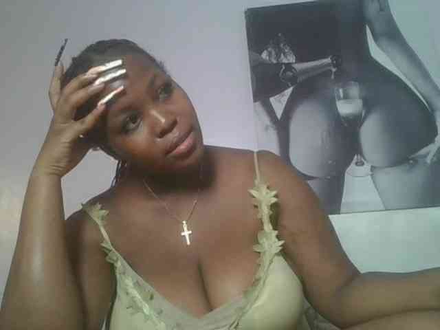 CuteTinkerbella webcam