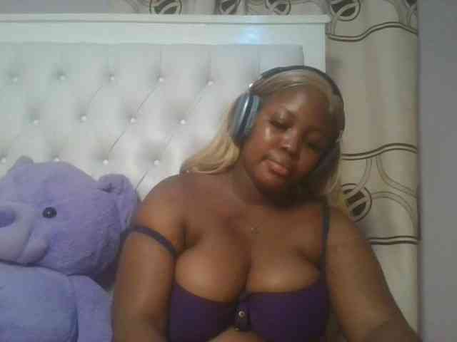 CuteTinkerbella webcam