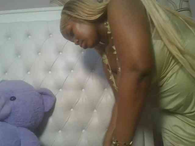 CuteTinkerbella webcam