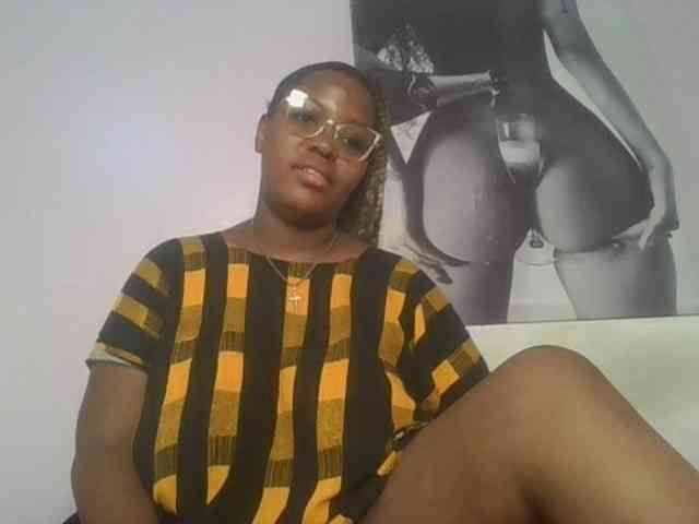 CuteTinkerbella webcam