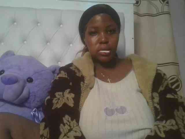 CuteTinkerbella webcam