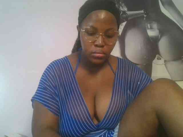 CuteTinkerbella webcam