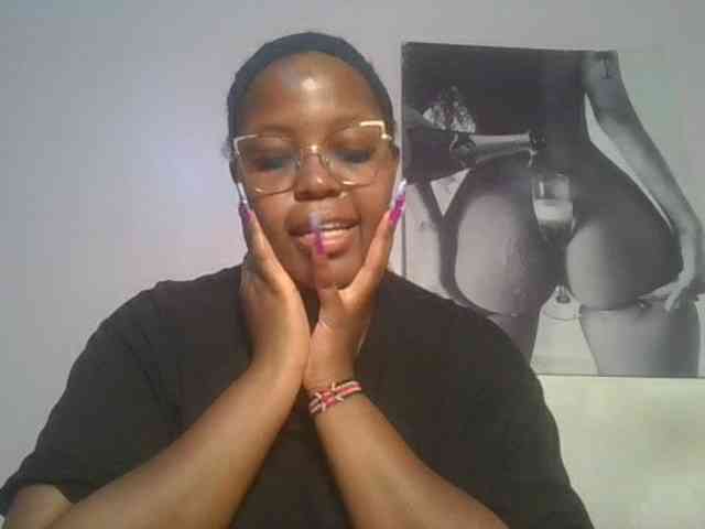 CuteTinkerbella webcam