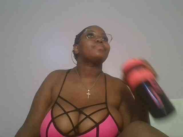 CuteTinkerbella webcam