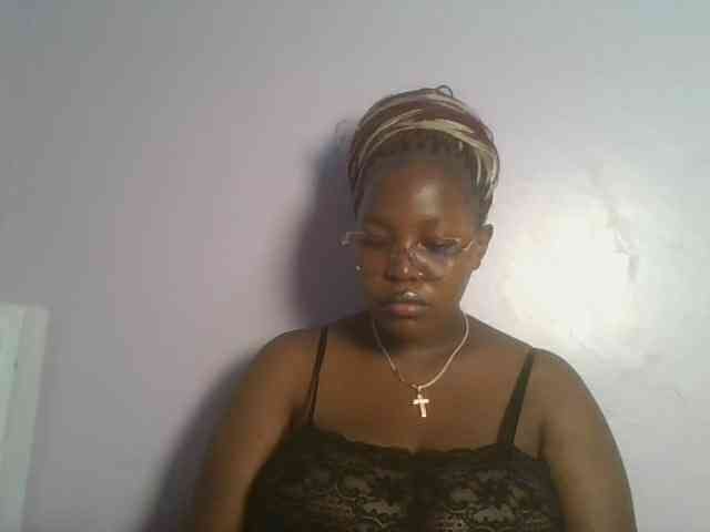 CuteTinkerbella webcam