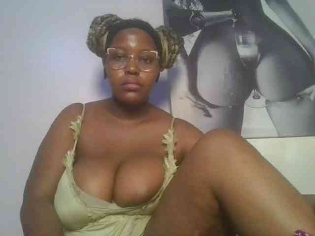 CuteTinkerbella webcam