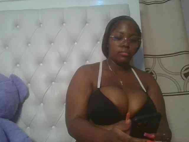 CuteTinkerbella webcam