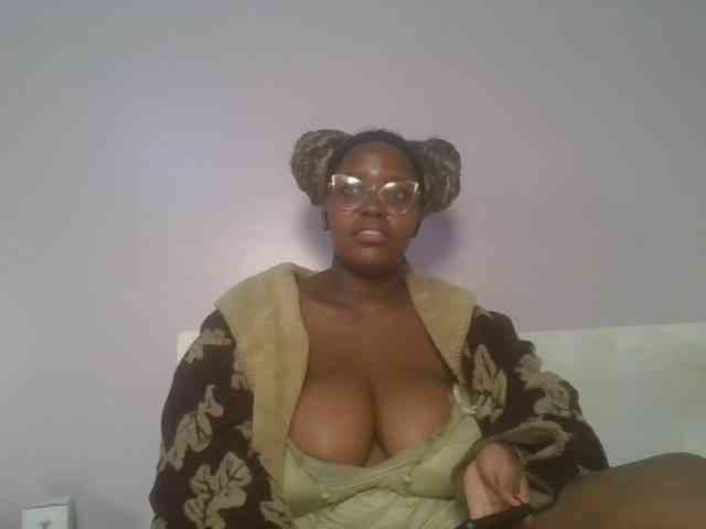 CuteTinkerbella webcam