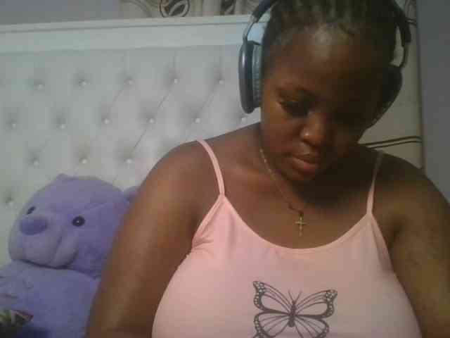 CuteTinkerbella webcam