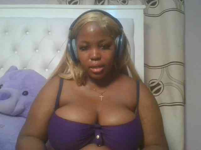 CuteTinkerbella webcam