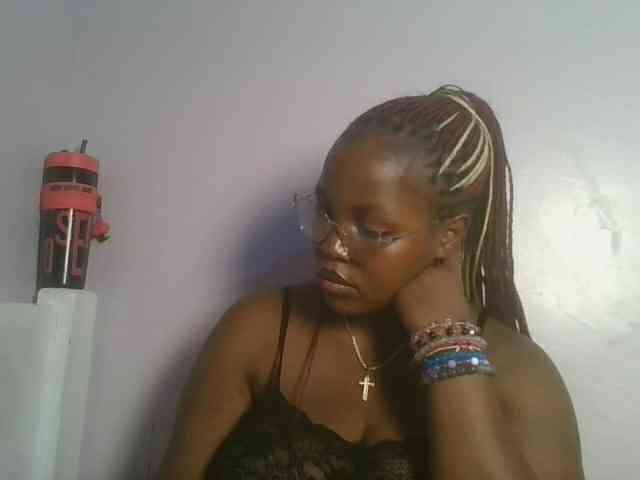 CuteTinkerbella webcam