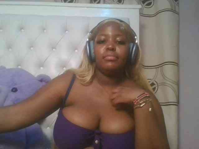 CuteTinkerbella webcam