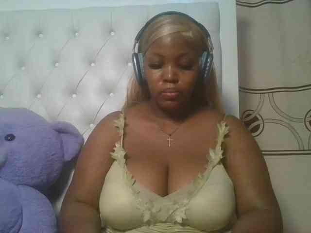 CuteTinkerbella webcam