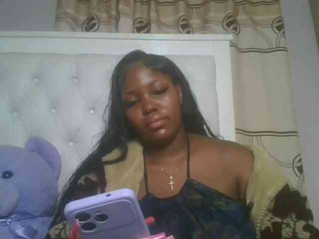 CuteTinkerbella webcam