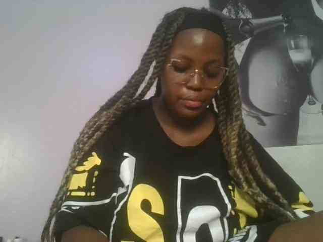 CuteTinkerbella webcam