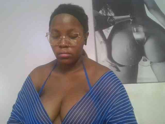 CuteTinkerbella webcam