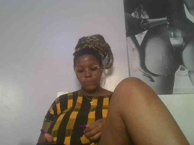 CuteTinkerbella webcam