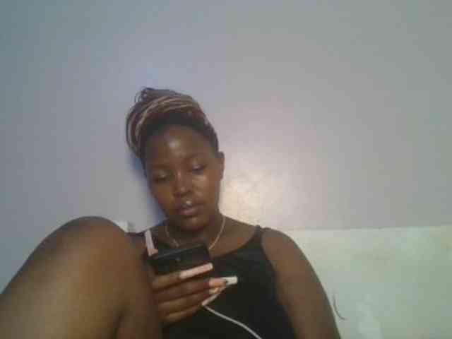 CuteTinkerbella webcam