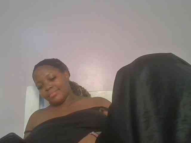 CuteTinkerbella webcam