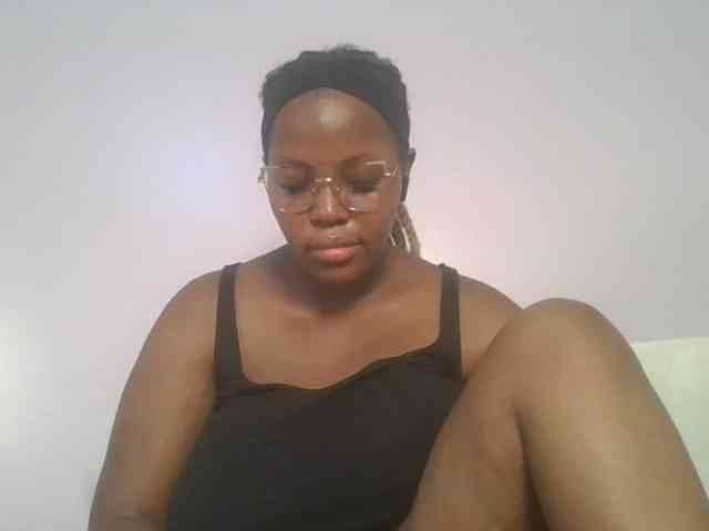 CuteTinkerbella webcam