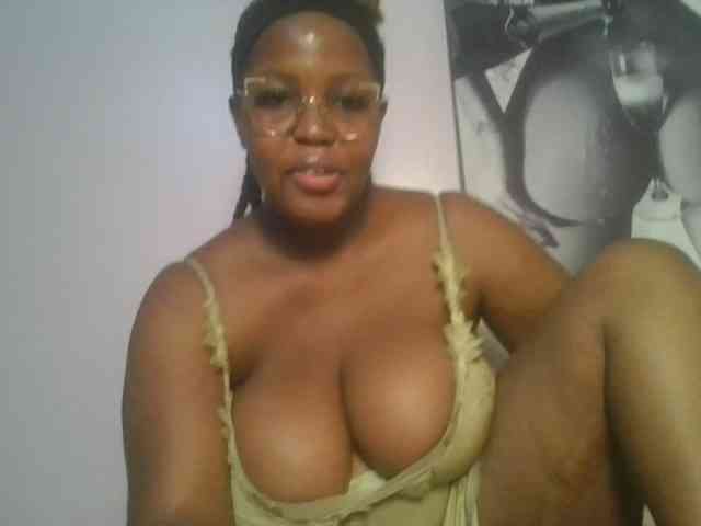 CuteTinkerbella webcam