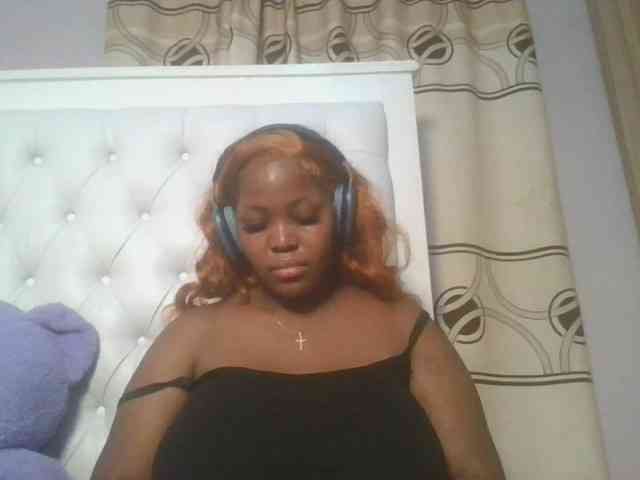 CuteTinkerbella webcam