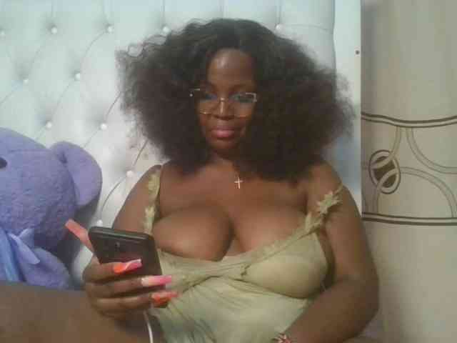 CuteTinkerbella webcam