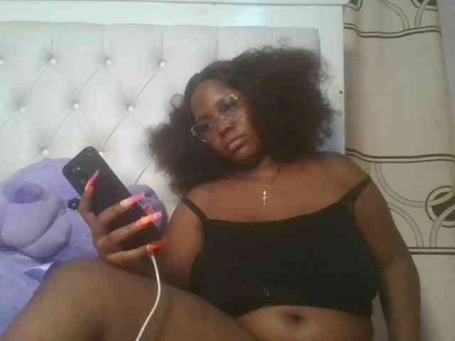 CuteTinkerbella webcam