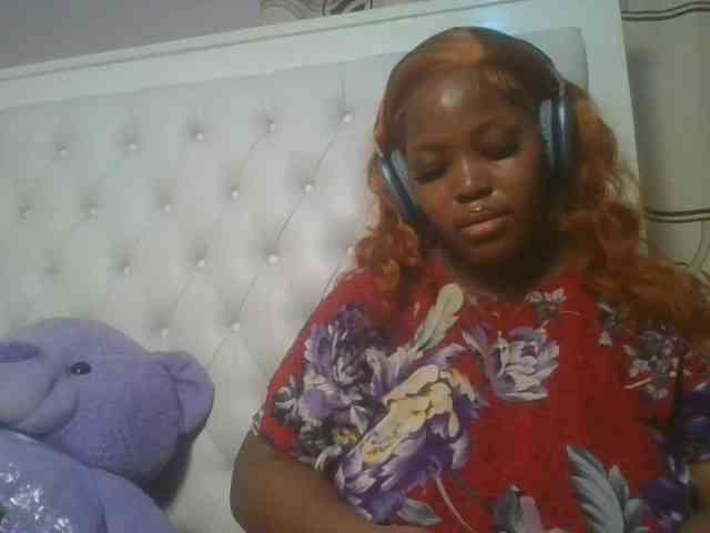 CuteTinkerbella webcam