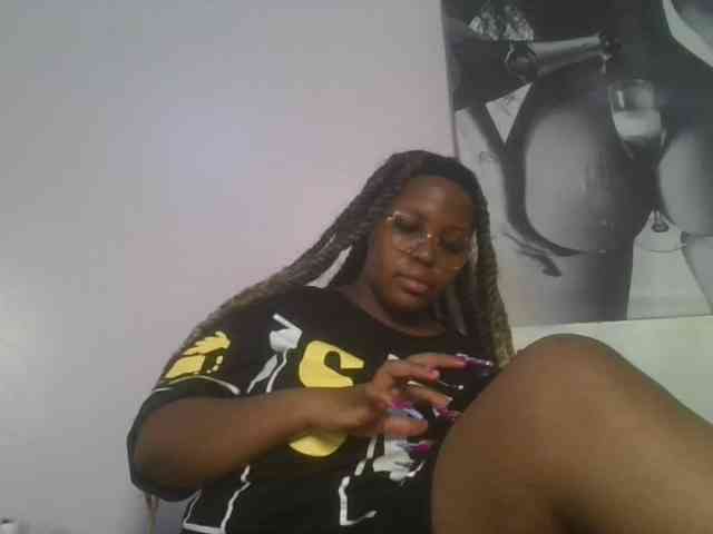 CuteTinkerbella webcam