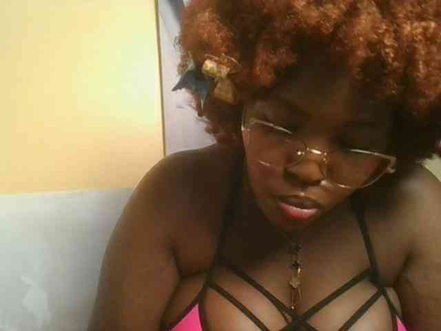 CuteTinkerbella webcam