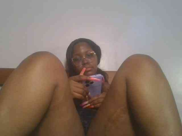 CuteTinkerbella webcam