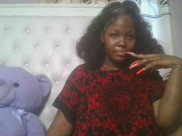 CuteTinkerbella webcam