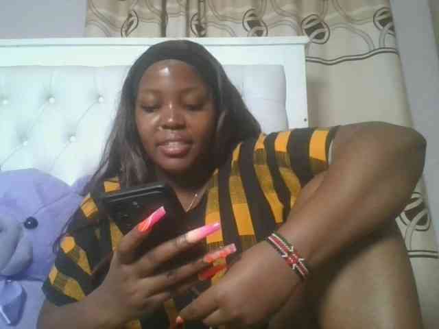 CuteTinkerbella webcam