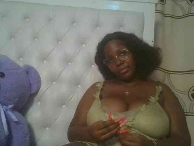 CuteTinkerbella webcam