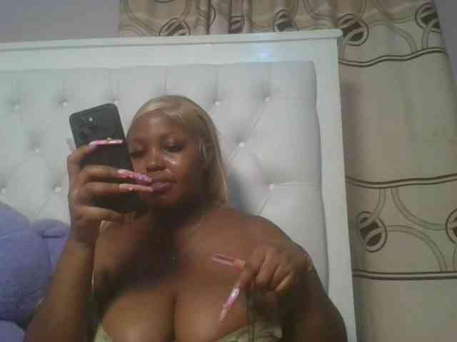 CuteTinkerbella webcam