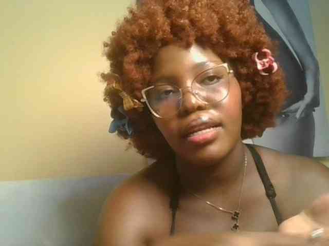 CuteTinkerbella webcam