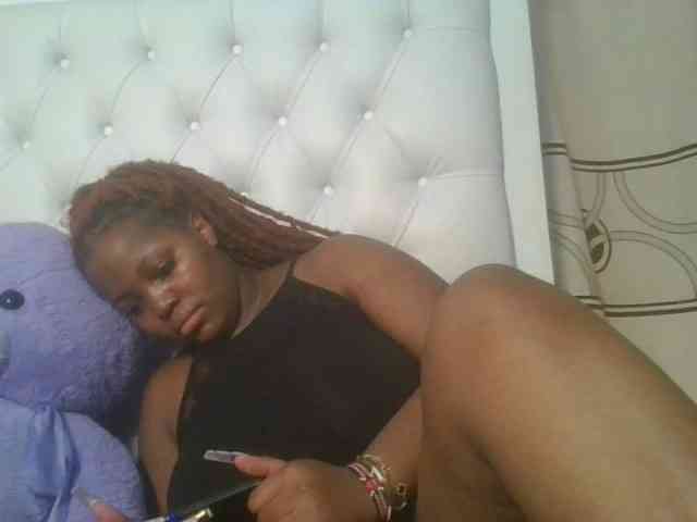 CuteTinkerbella webcam