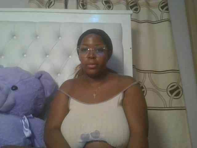 CuteTinkerbella webcam