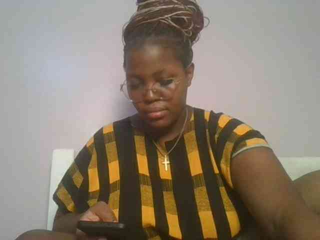 CuteTinkerbella webcam