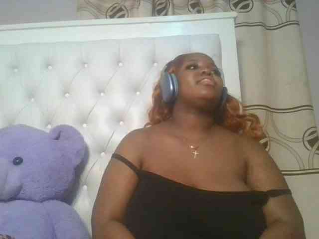 CuteTinkerbella webcam