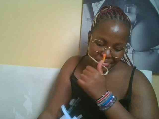 CuteTinkerbella webcam