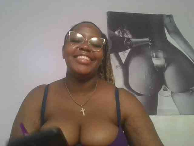 CuteTinkerbella webcam