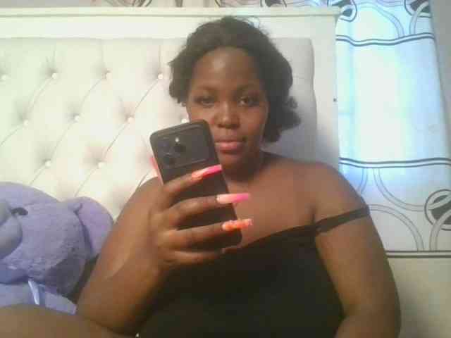 CuteTinkerbella webcam