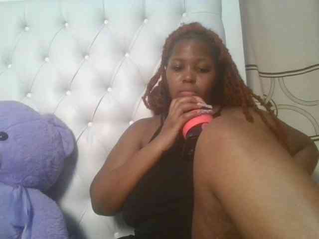 CuteTinkerbella webcam