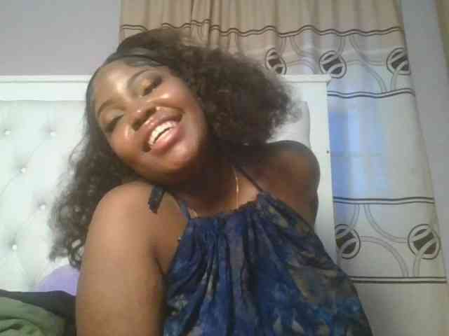 CuteTinkerbella webcam