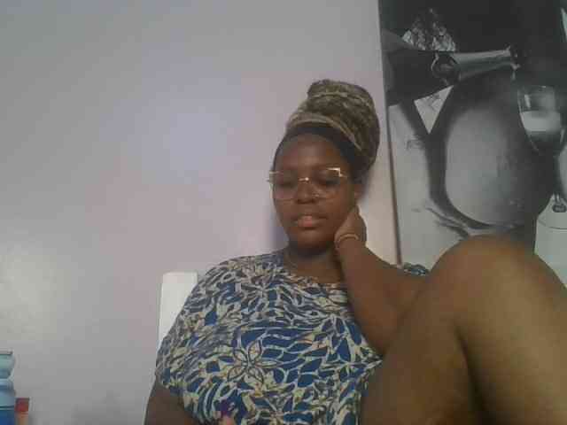 CuteTinkerbella webcam