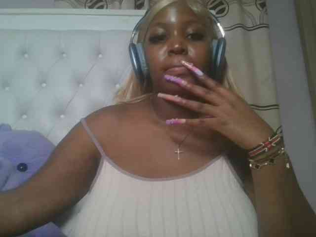 CuteTinkerbella webcam