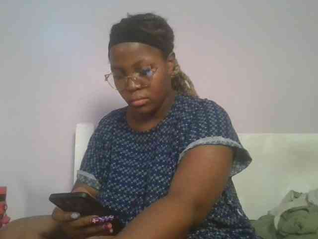 CuteTinkerbella webcam